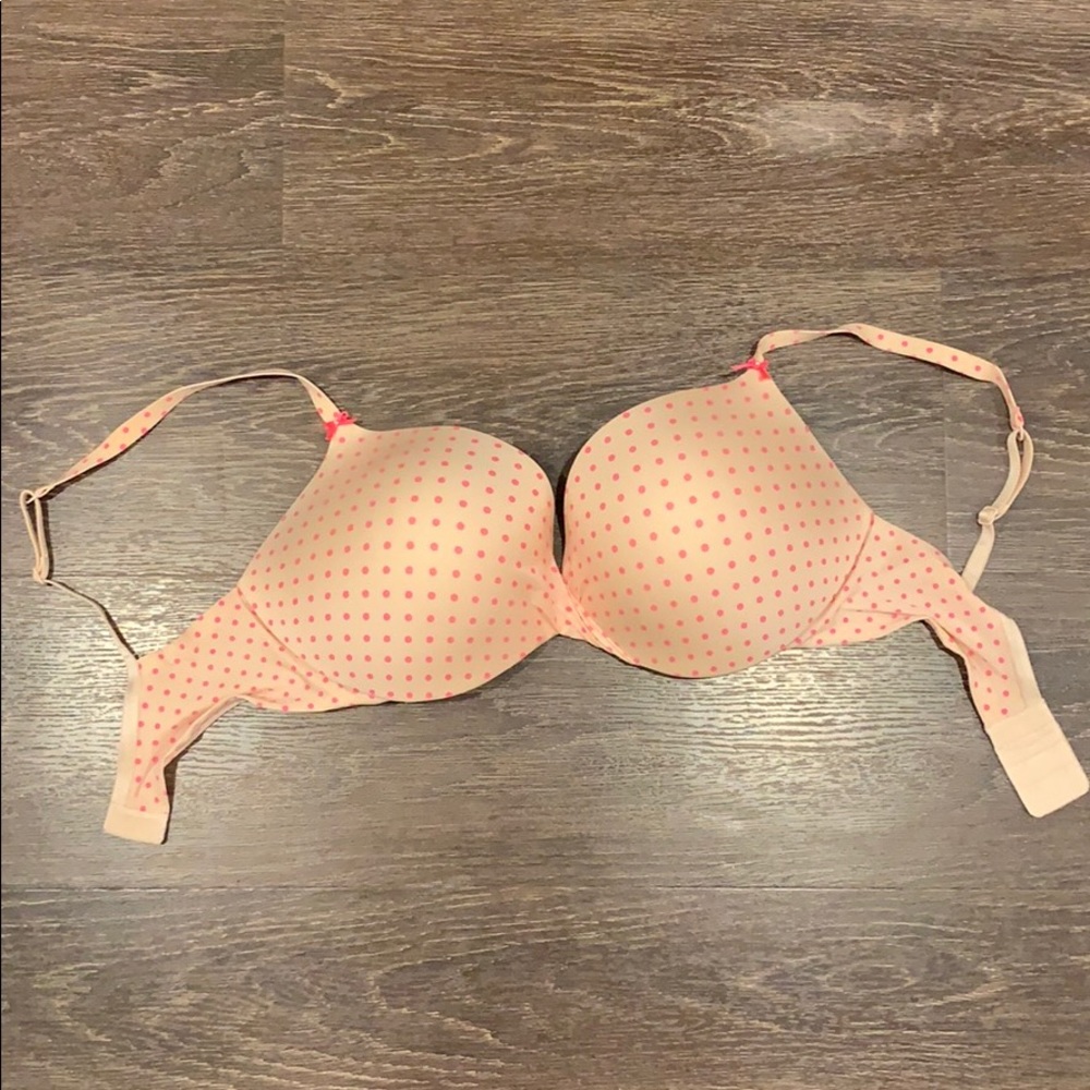 Victorias Secret Bra 34 DD - Plunge push up - NWOT